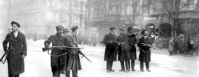 GFX_news_event_generic_communist_militia